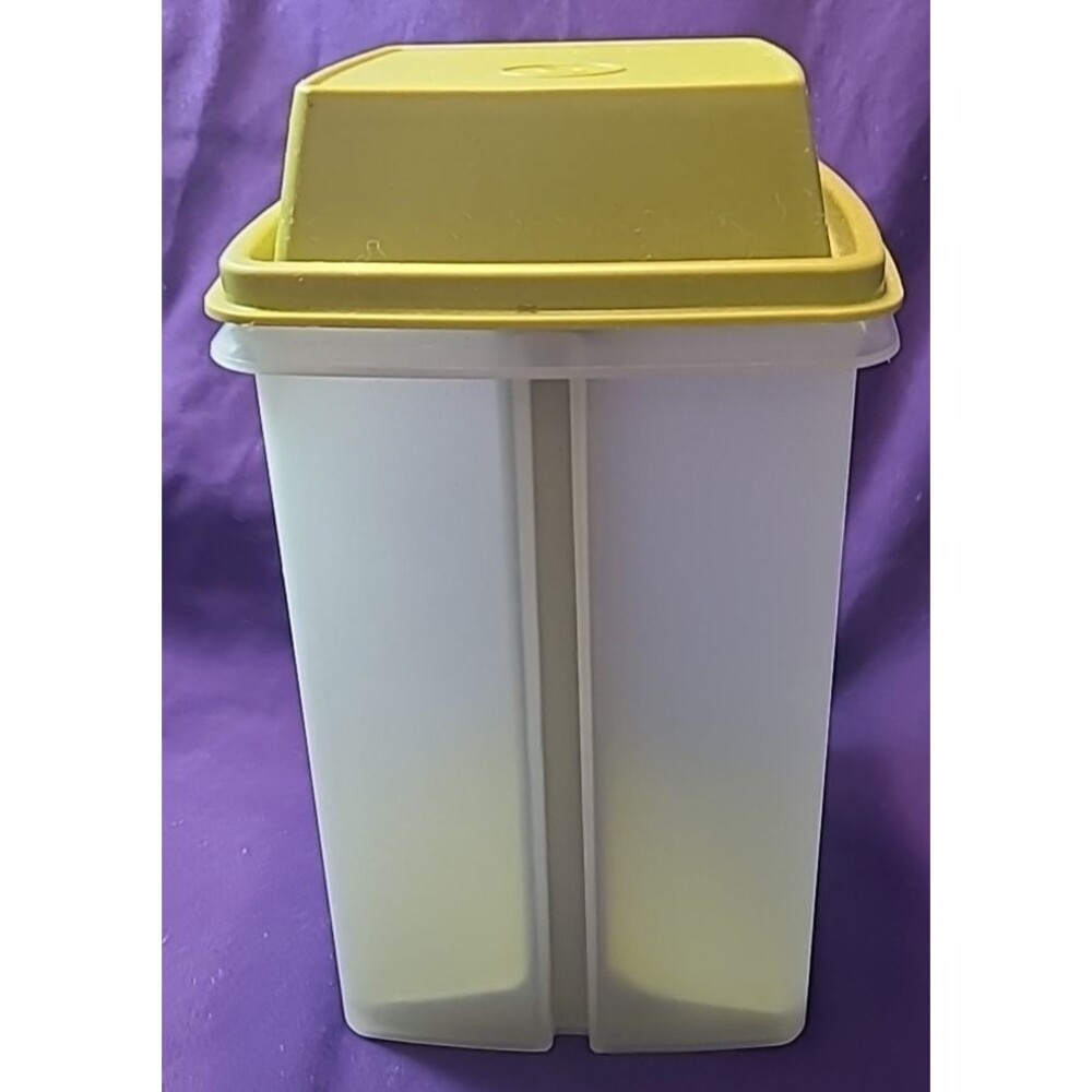 Vintage Tupperware Pickle Keeper Shear 1560 & Olive Green Seal 1562 & Lift 1561